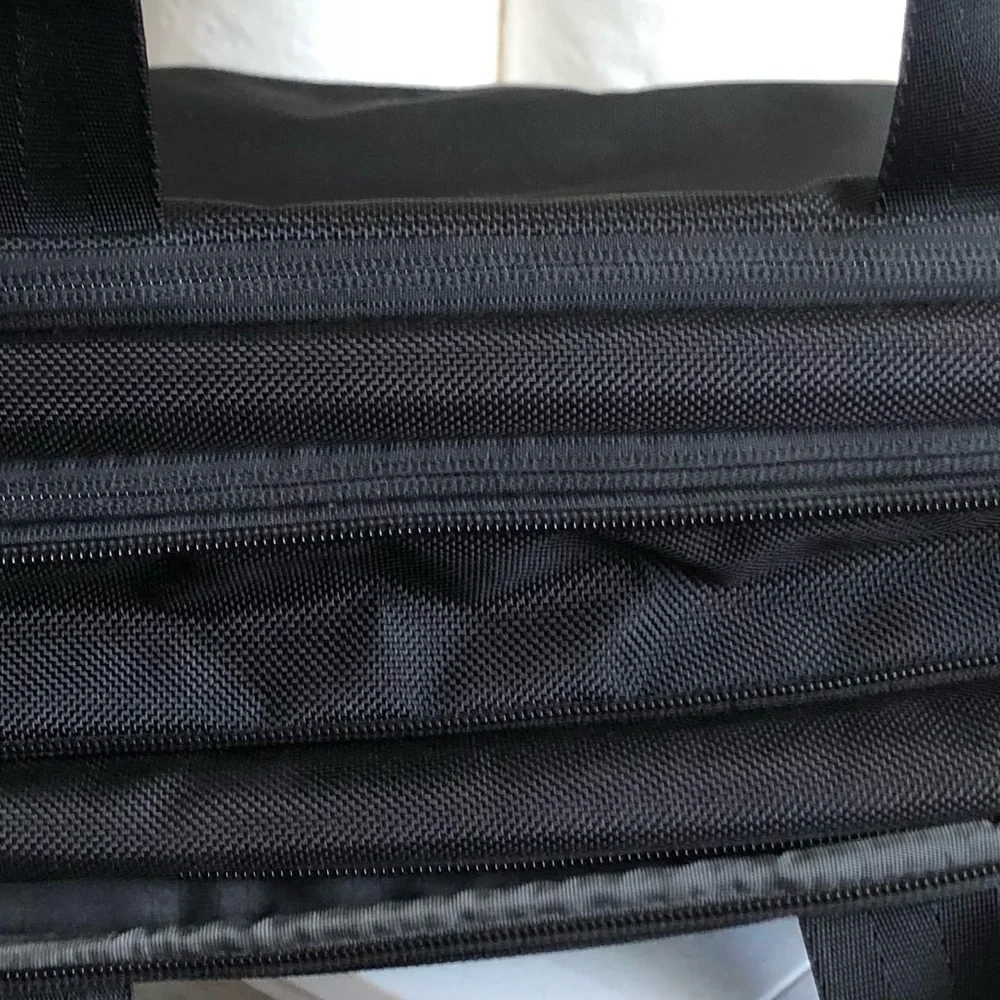 Tumi T-Tech Messenger Bag
